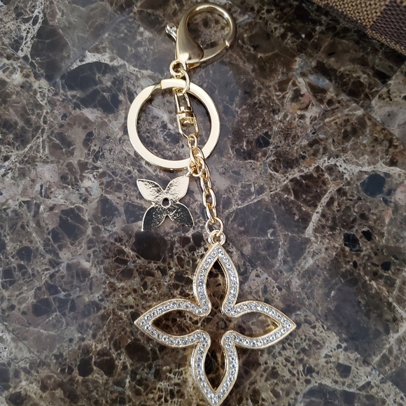 🌼Beautiful keychain🌼 - Picture 3 of 4